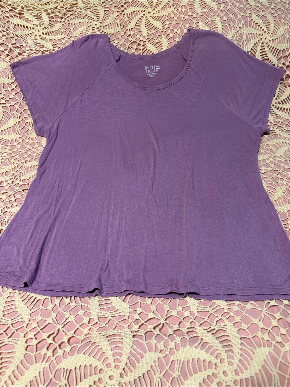 Time and Tru Lavender Scoop Neck Short Sleeve Tee